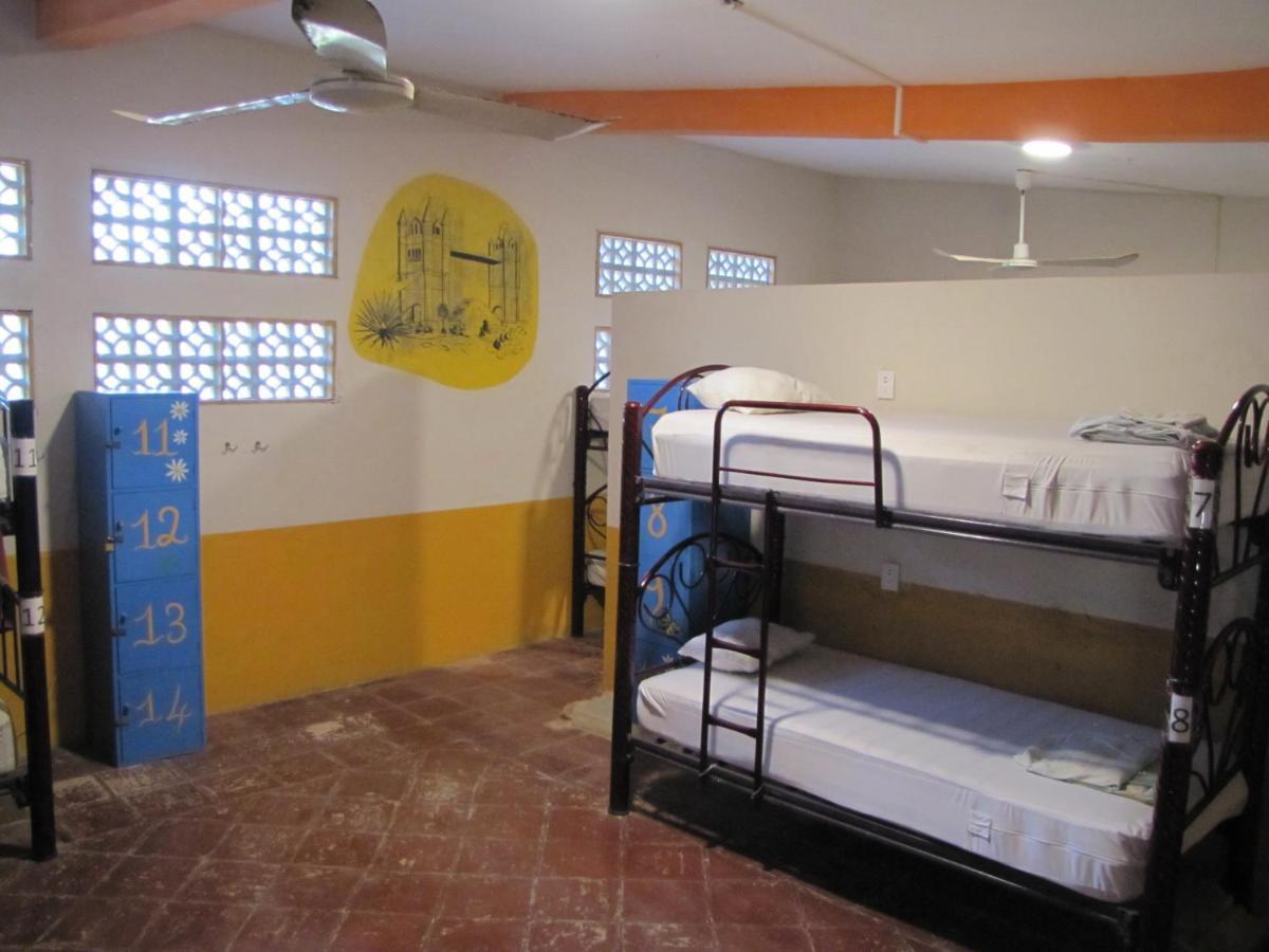 Tower Bridge Hostel ปูแอร์โตเอสกอนดิโด ภายนอก รูปภาพ